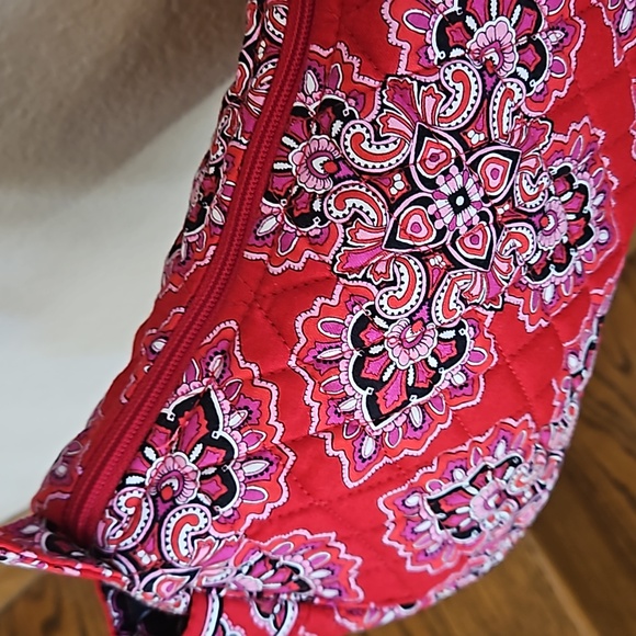 Vera Bradley Handbag - Picture 5 of 8